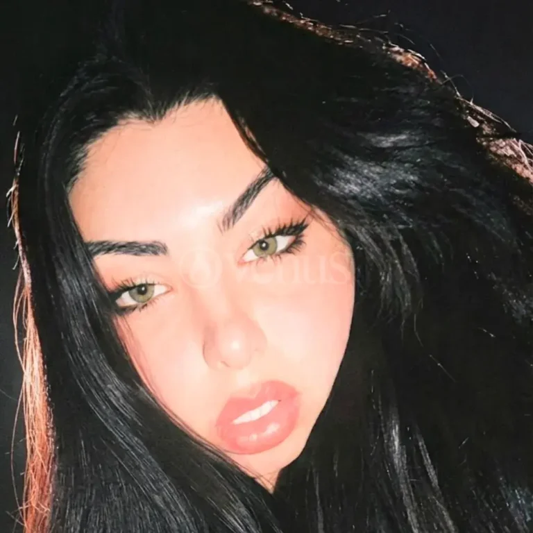 Zafira Vip, chica escort en Montevideo